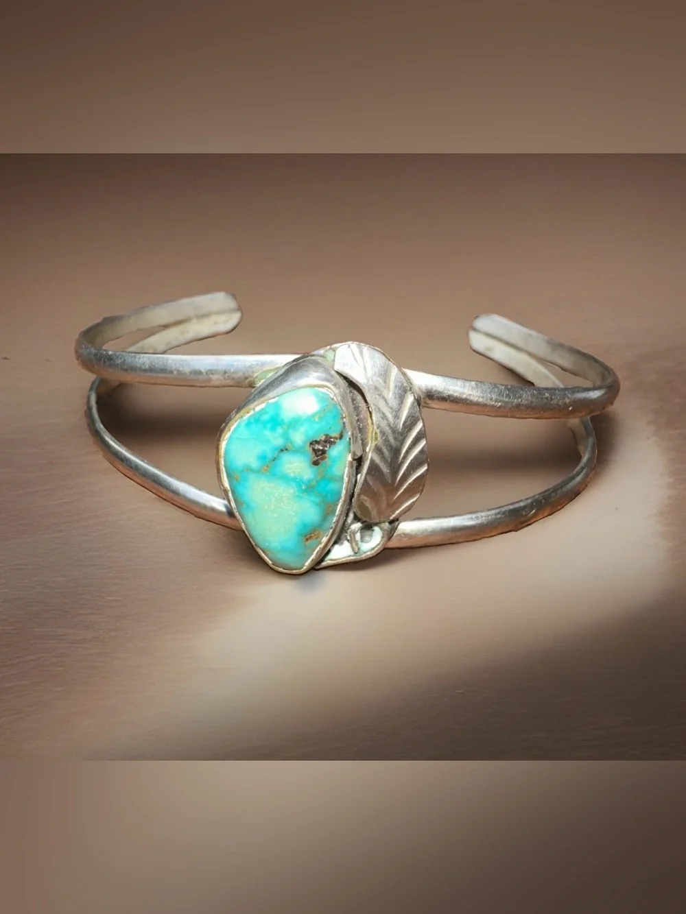 Vintage Native American HandMade Turquoise Sterling Silver Cuff Bracelet